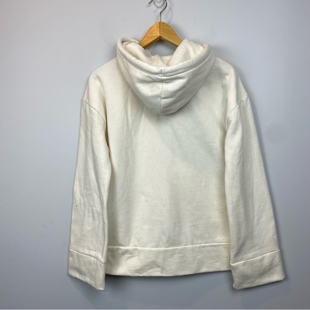 THE North Face • Earth Day Hoodie - Picture 5 of 12